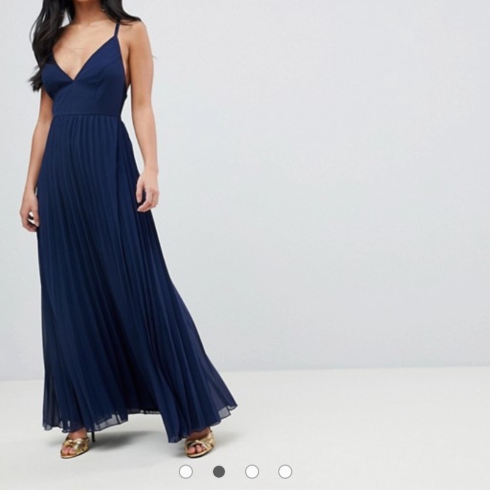 ASOS DESIGN Petite Cami pleated maxi dress - Picture 2 of 3